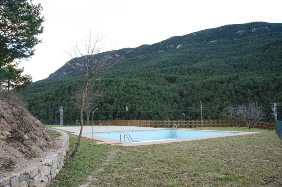 Aula Natura La Salle - Cal Cerdanyola Bagá Extérieur photo